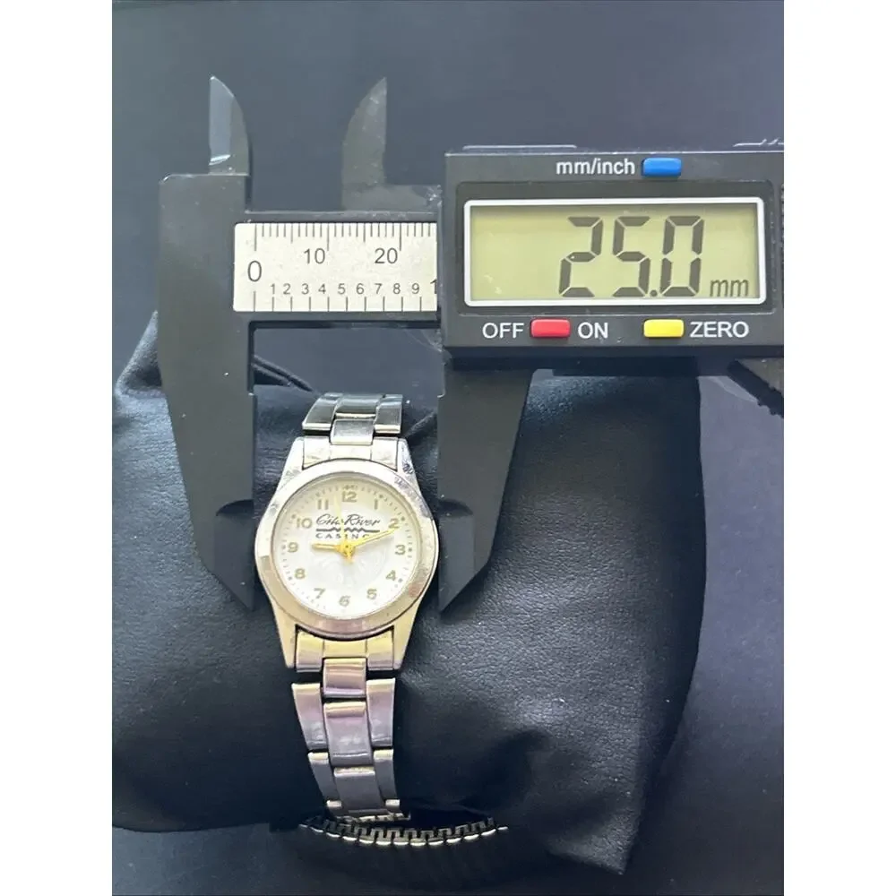 Gila River Casino Silver Tone Women’s Quartz Watch